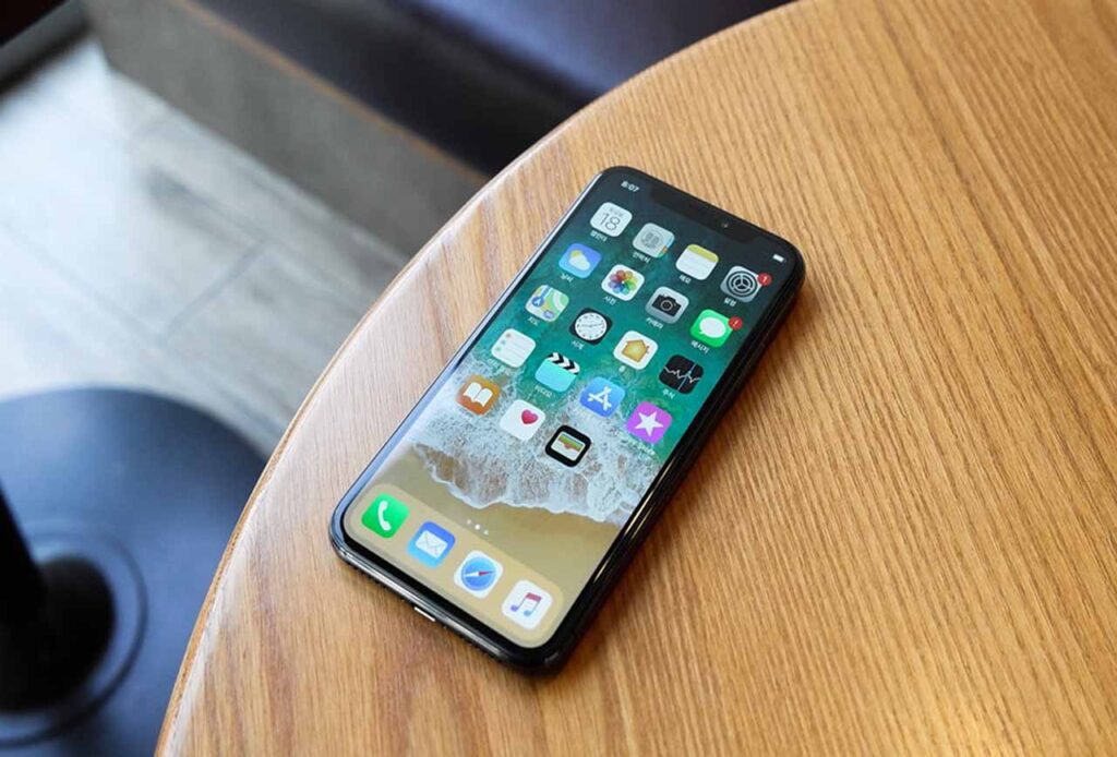 iPhone X