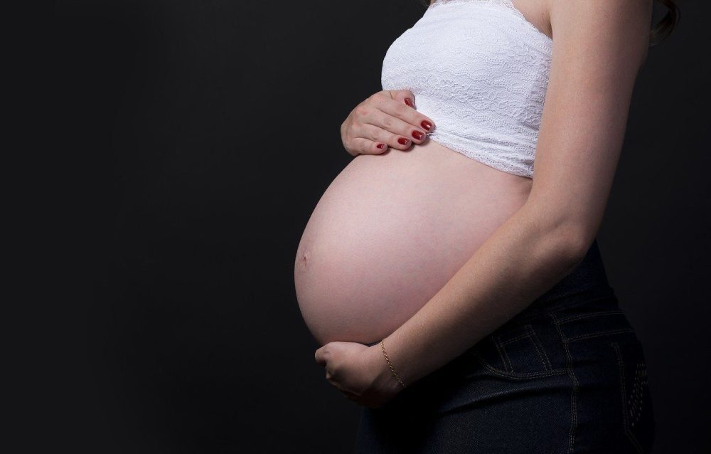 Eating Tulsi leaves during pregnancy