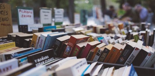 Tips to clean books