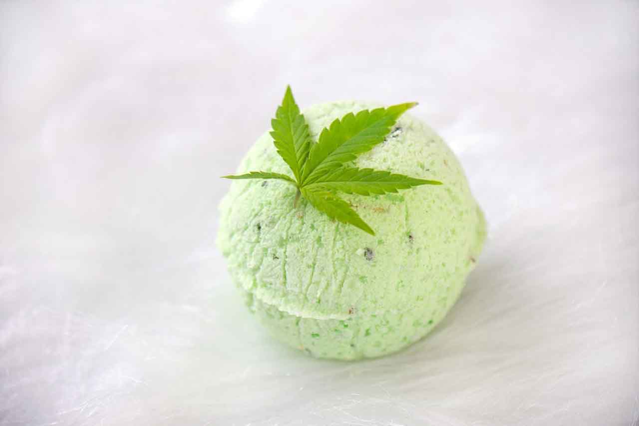 cbd bath bomb