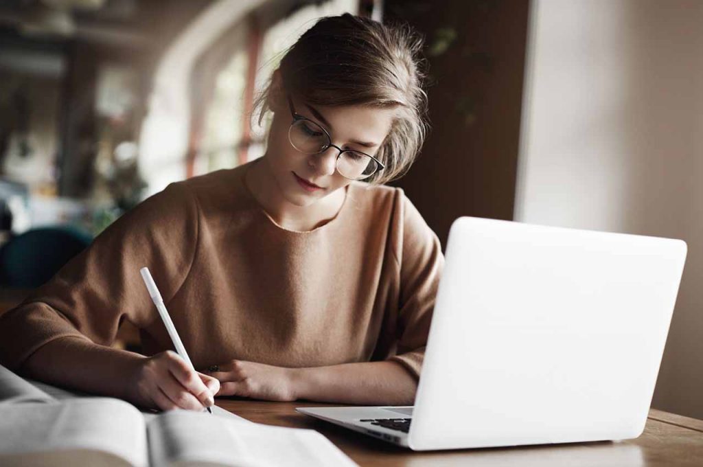 Custom College Admission Essay