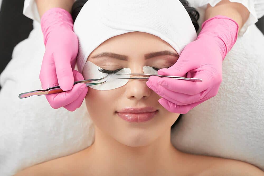 Lash Artist