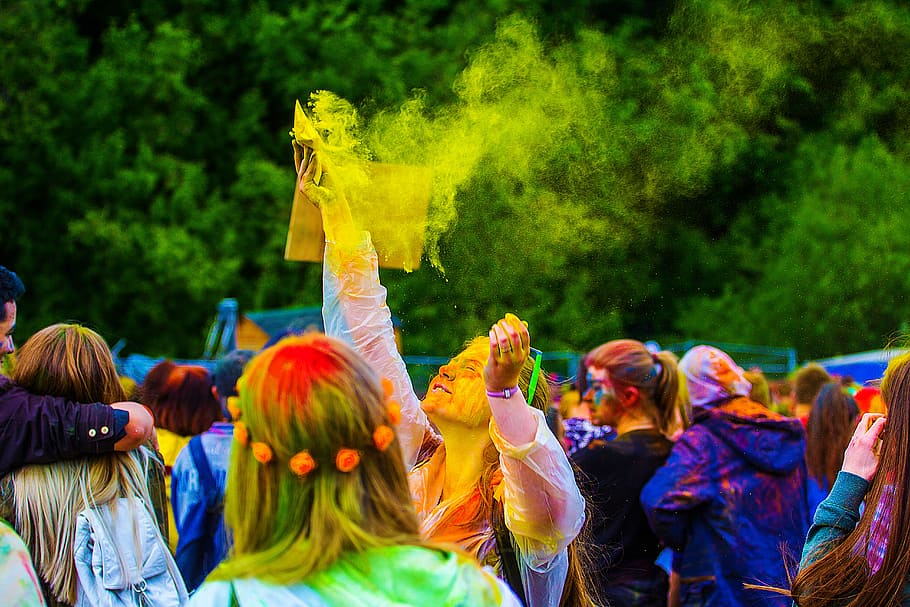 Holi 2022