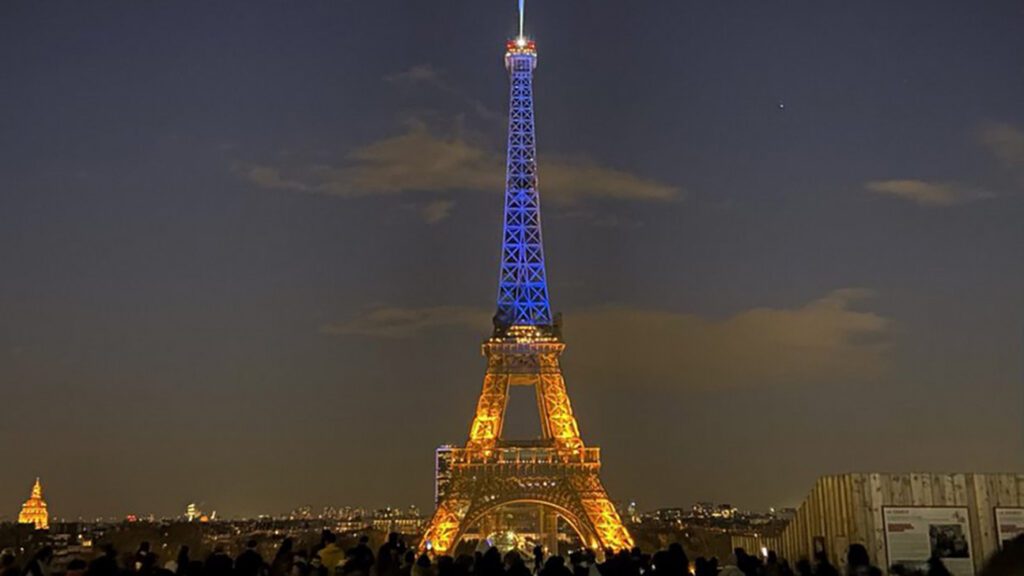 eiffel_tower
