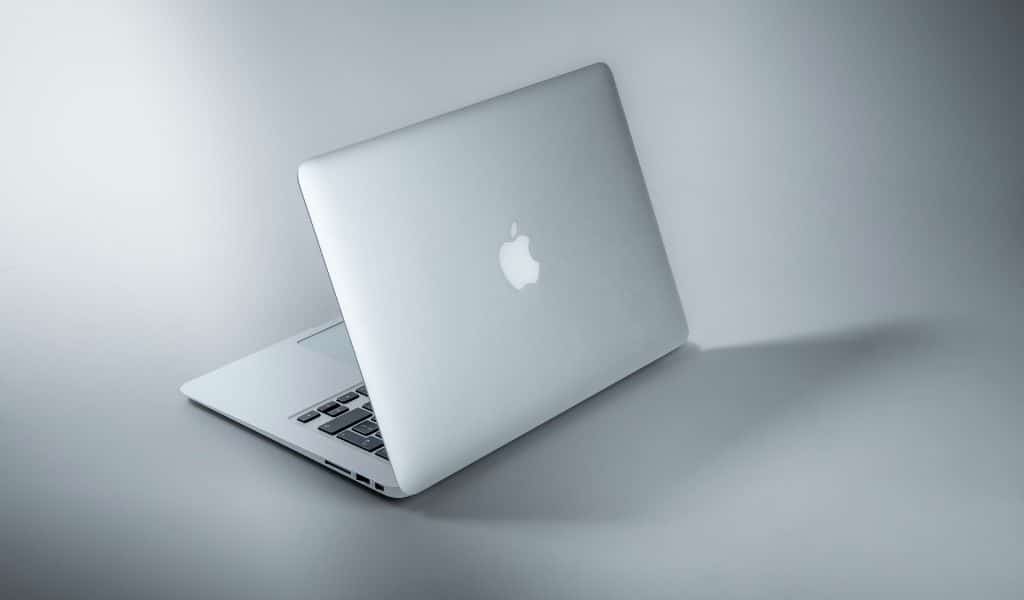 Apple MacBook Pro Touch Screen