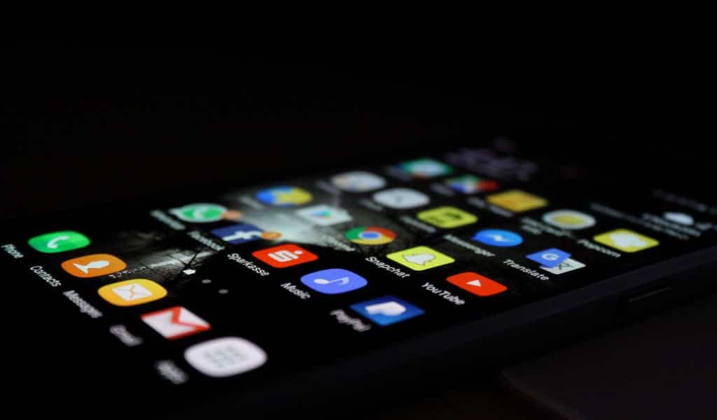 Social Media App Development Stages