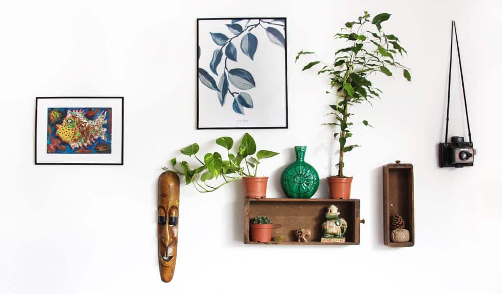 Wall and Ceiling Decorating Idea
