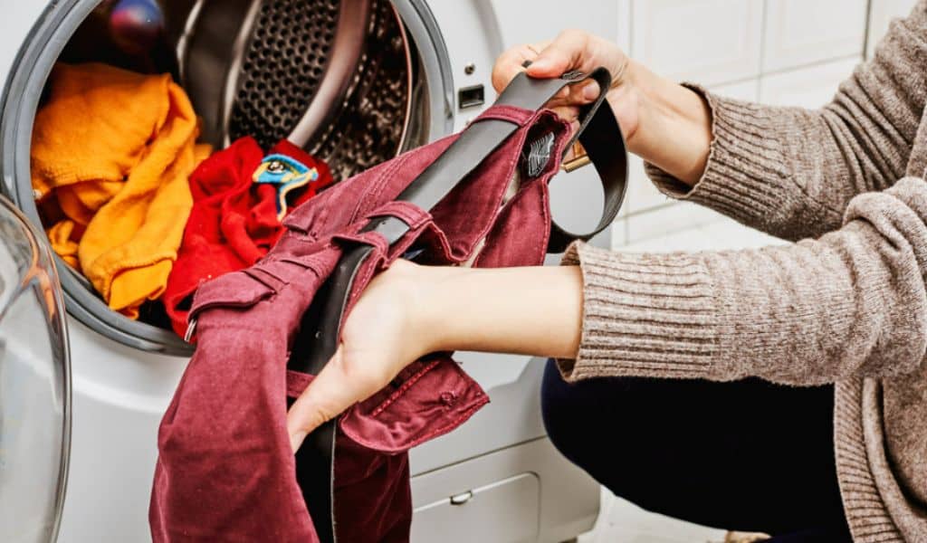 How to Wash Colored Clothes