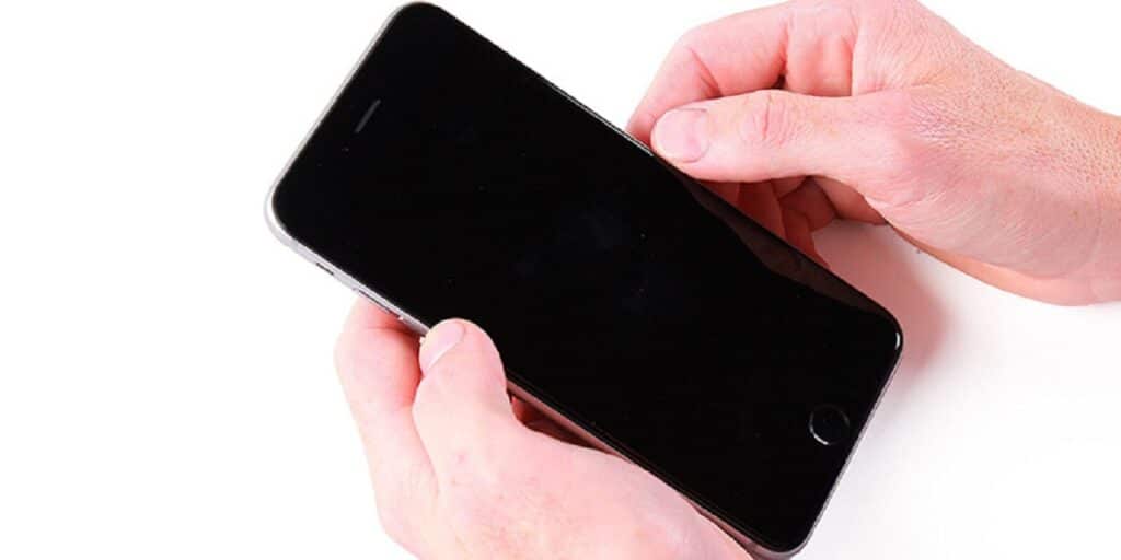 Screen Turns Off When Watching Video