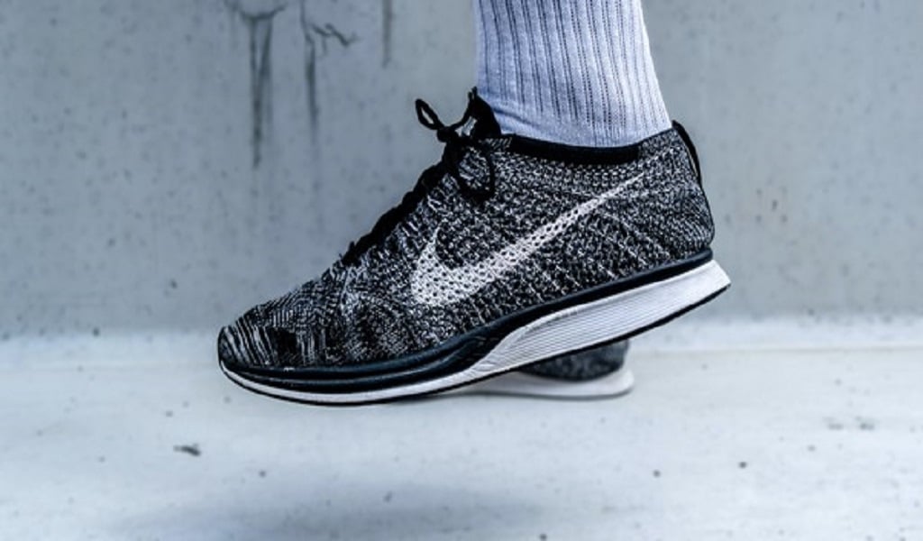 Designing Custom Elite Socks for All Sizes