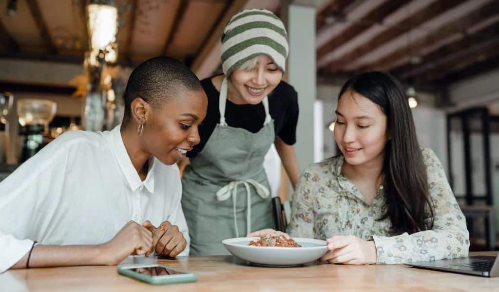 Teen Workers are in High Demand for Summer
