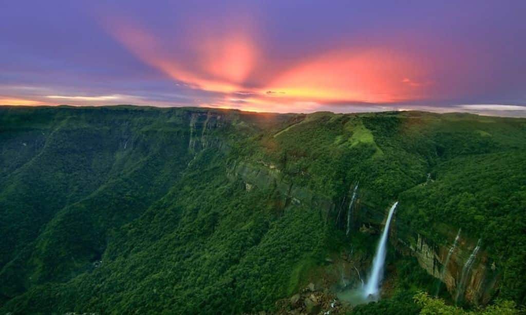 Nohkalikai Falls
