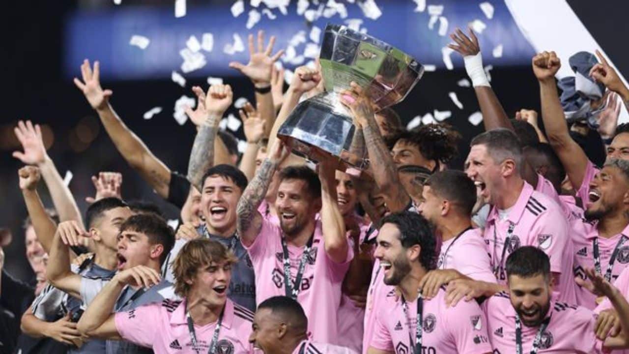 Messi Wins League Cup