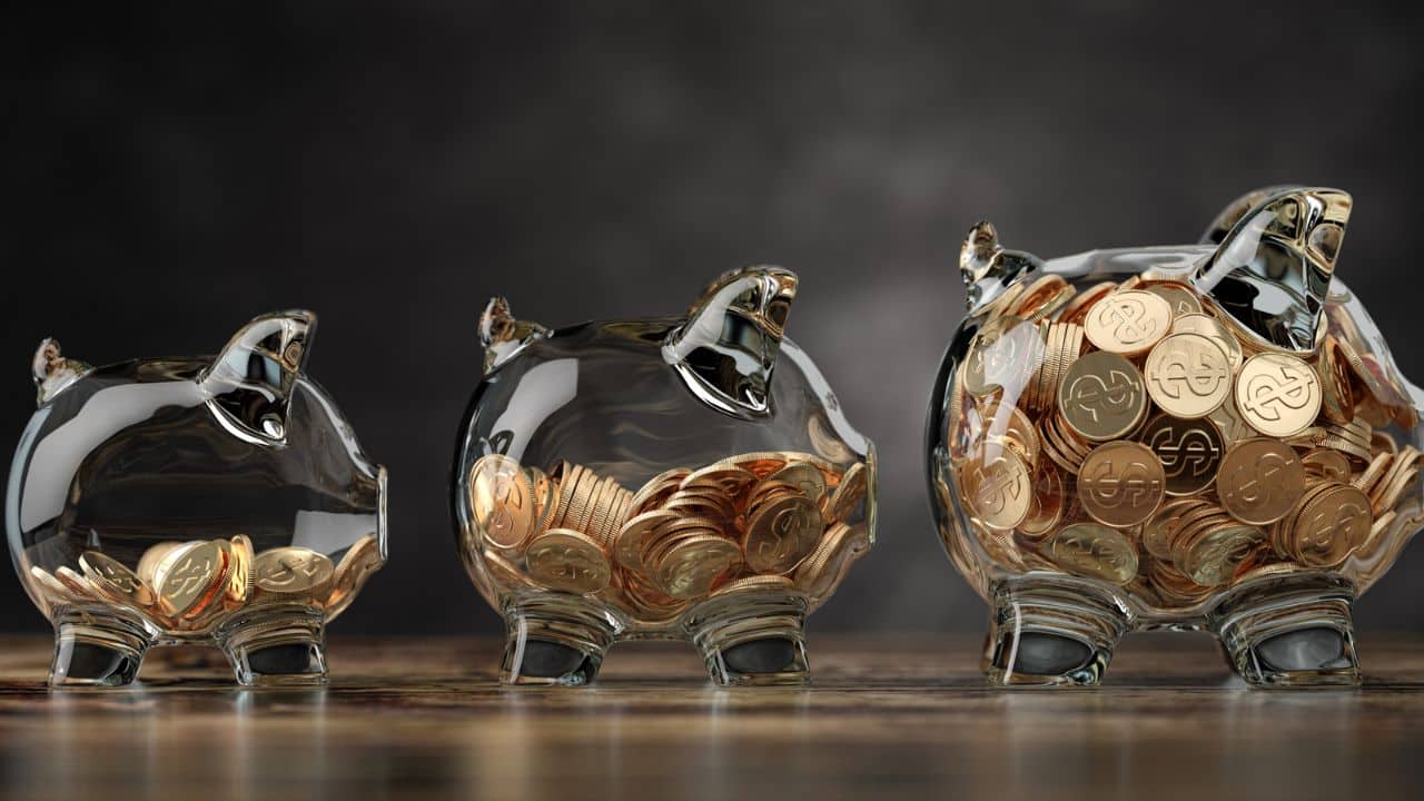Online Savings vs Traditional Savings Accounts