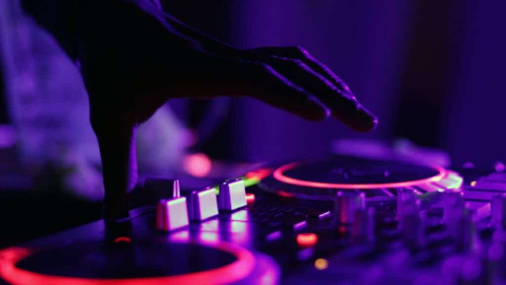 Money Loan App Strategies for Musicians