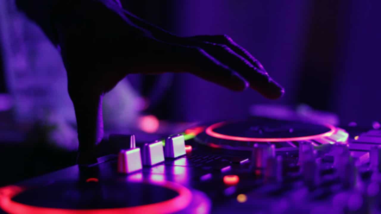 Money Loan App Strategies for Musicians