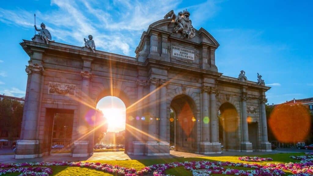 Spain Travel Guide