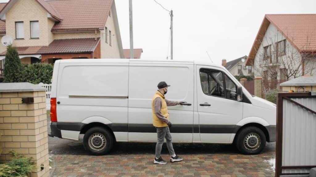 Same Day Delivery Courier