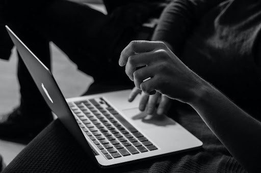 Online Chat Rooms Peer Support