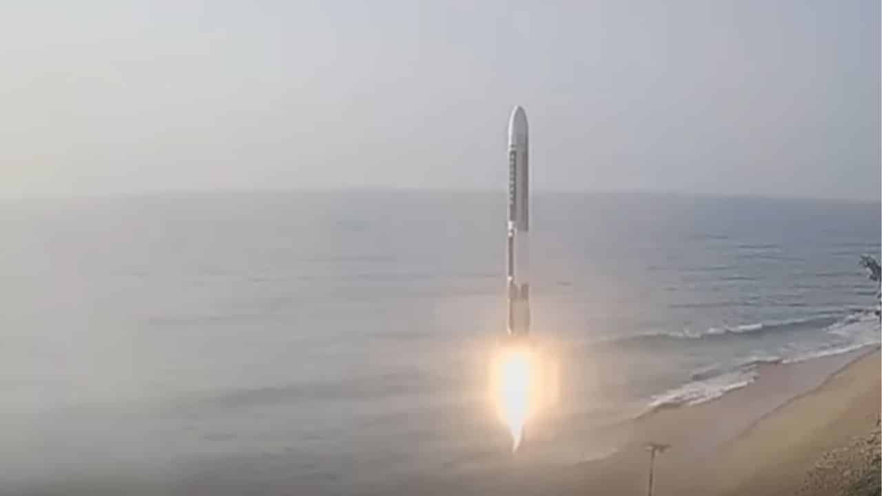 Agnikul Cosmos 3D-Printed Rocket Launch