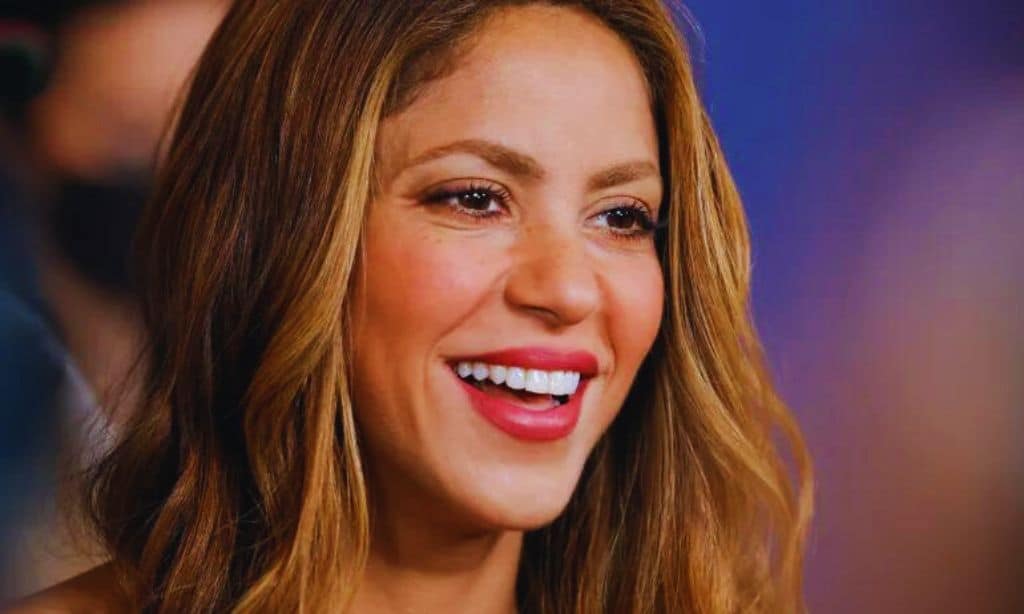  Shakira