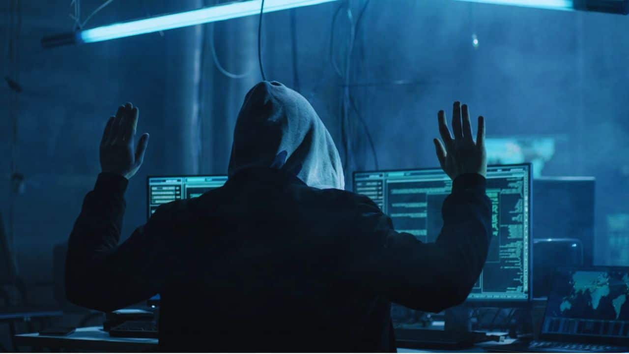 Hacker Uploads 10 Billion Passwords Dark Web