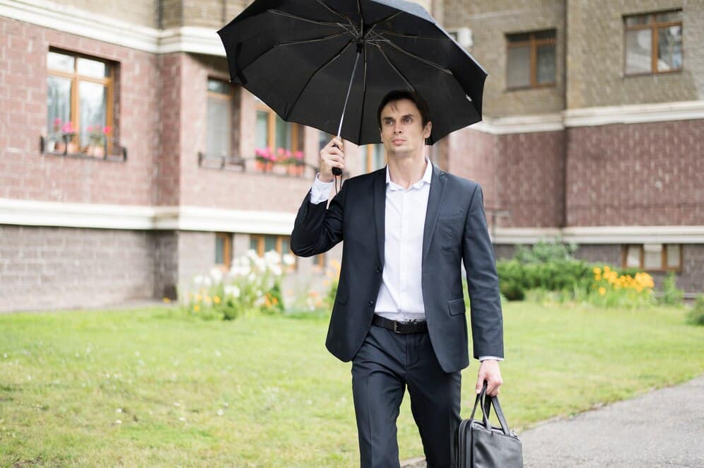 rainy day office dress tips