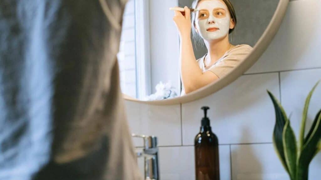 Skin Moisturized and Healthy Tips