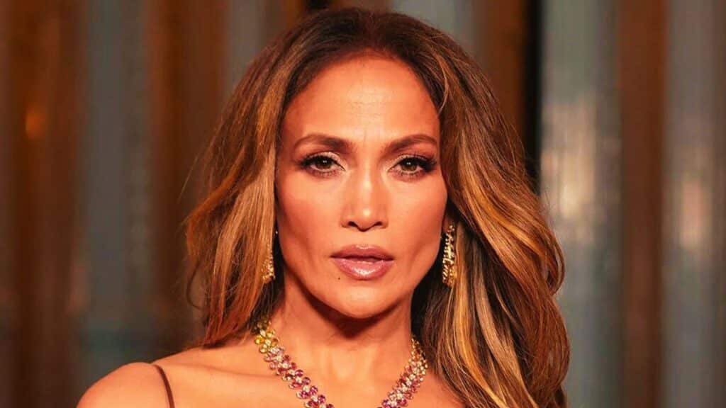 jennifer lopez reinvents image after ben affleck divorce