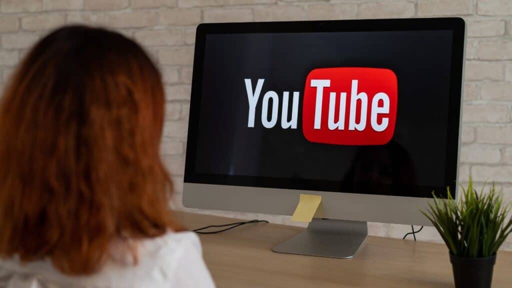EU Investigates Tiktok Youtube Snapchat Video Recommendations
