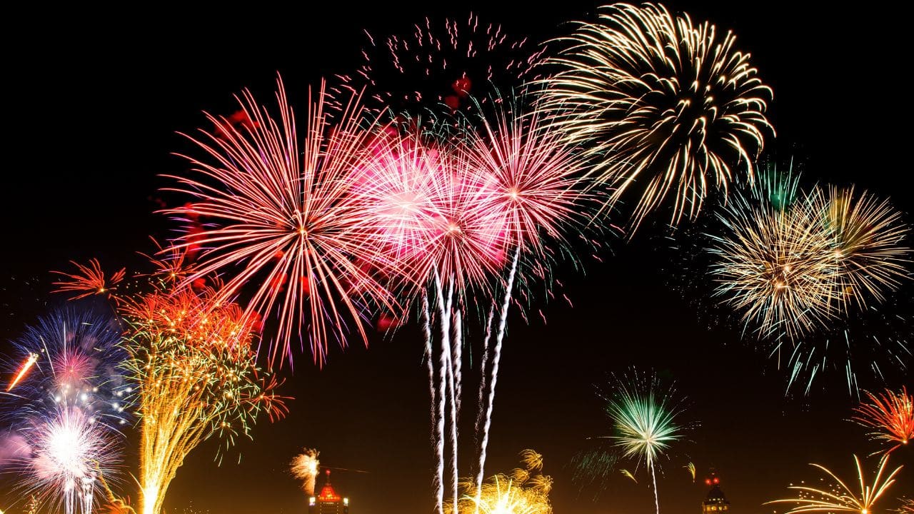 DIY fireworks alternatives for eco-friendly celebrations