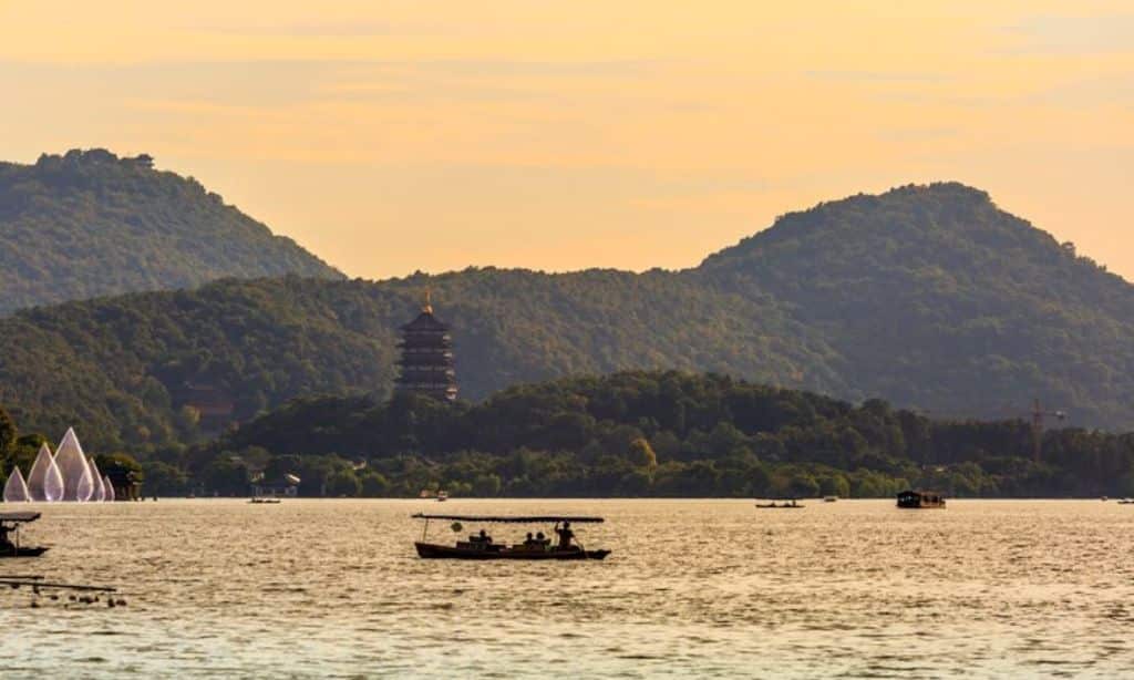 Cheap Honeymoon Destinations for Newlyweds
