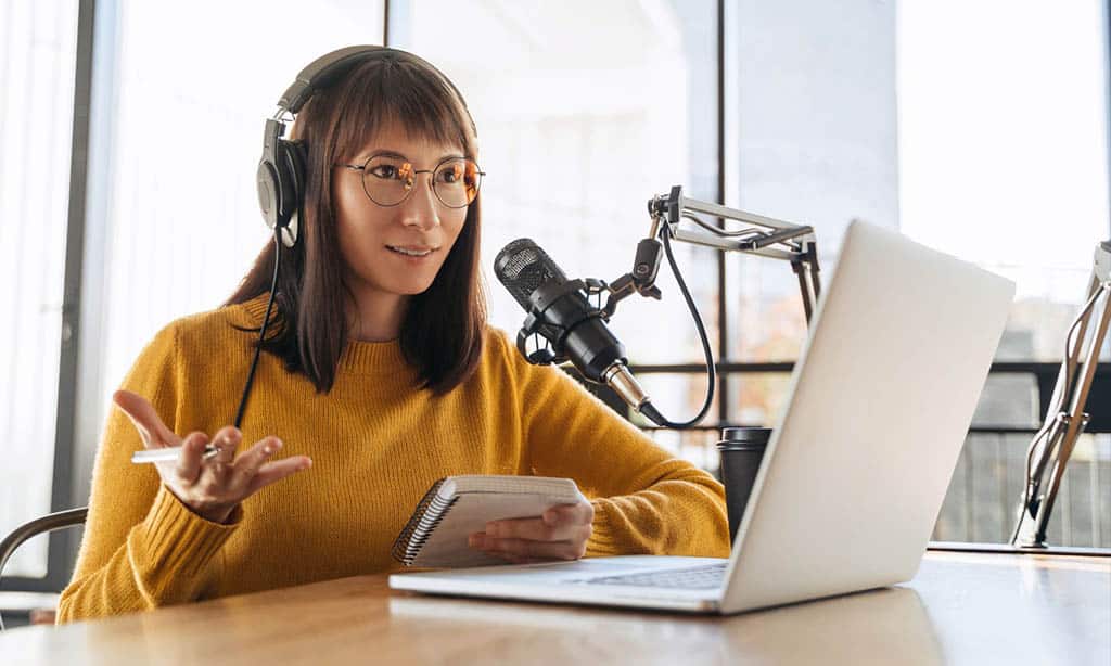 6 Ways to Use Podcasts to Build Your Personal Brand