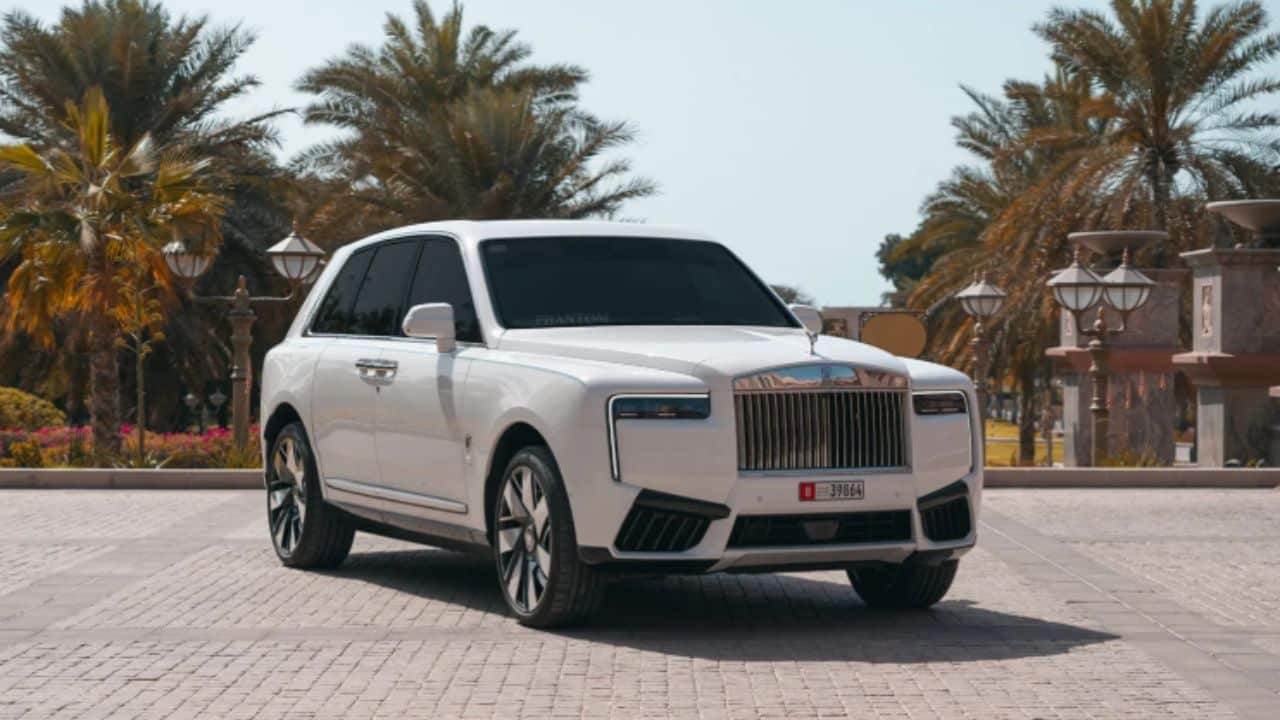 Difference Between Premium and Standard Car Rentals 