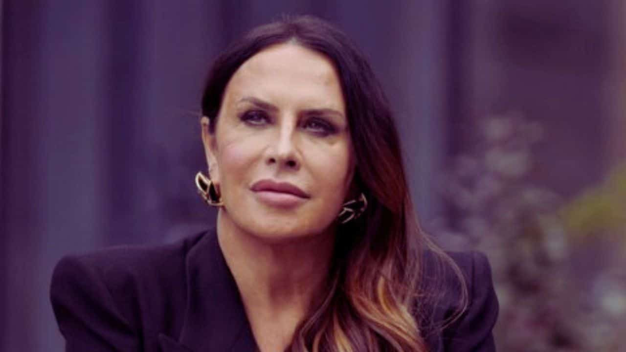 karla sofia gascon removed from oscar campaign by netflix