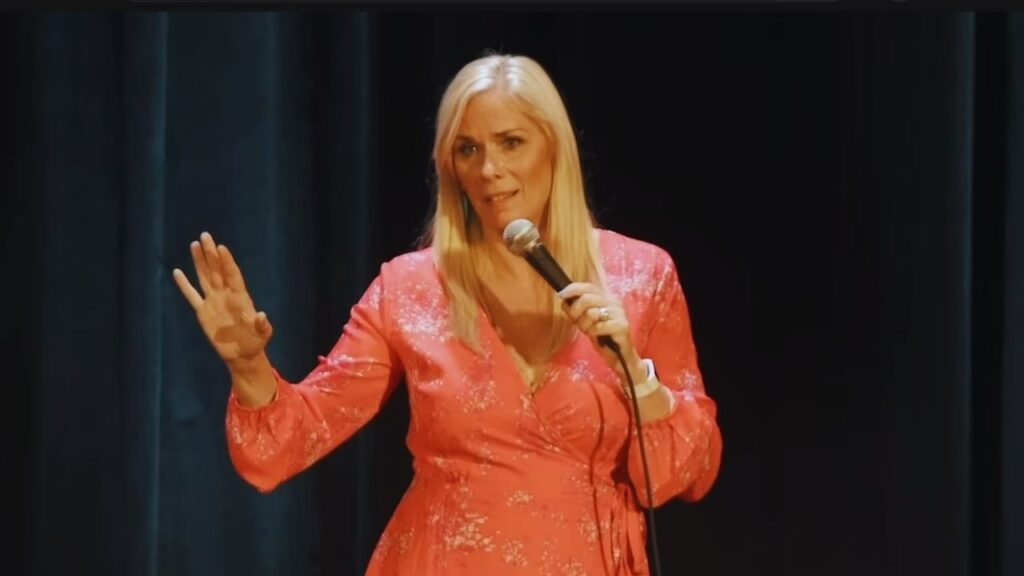 how long is leanne morgan show